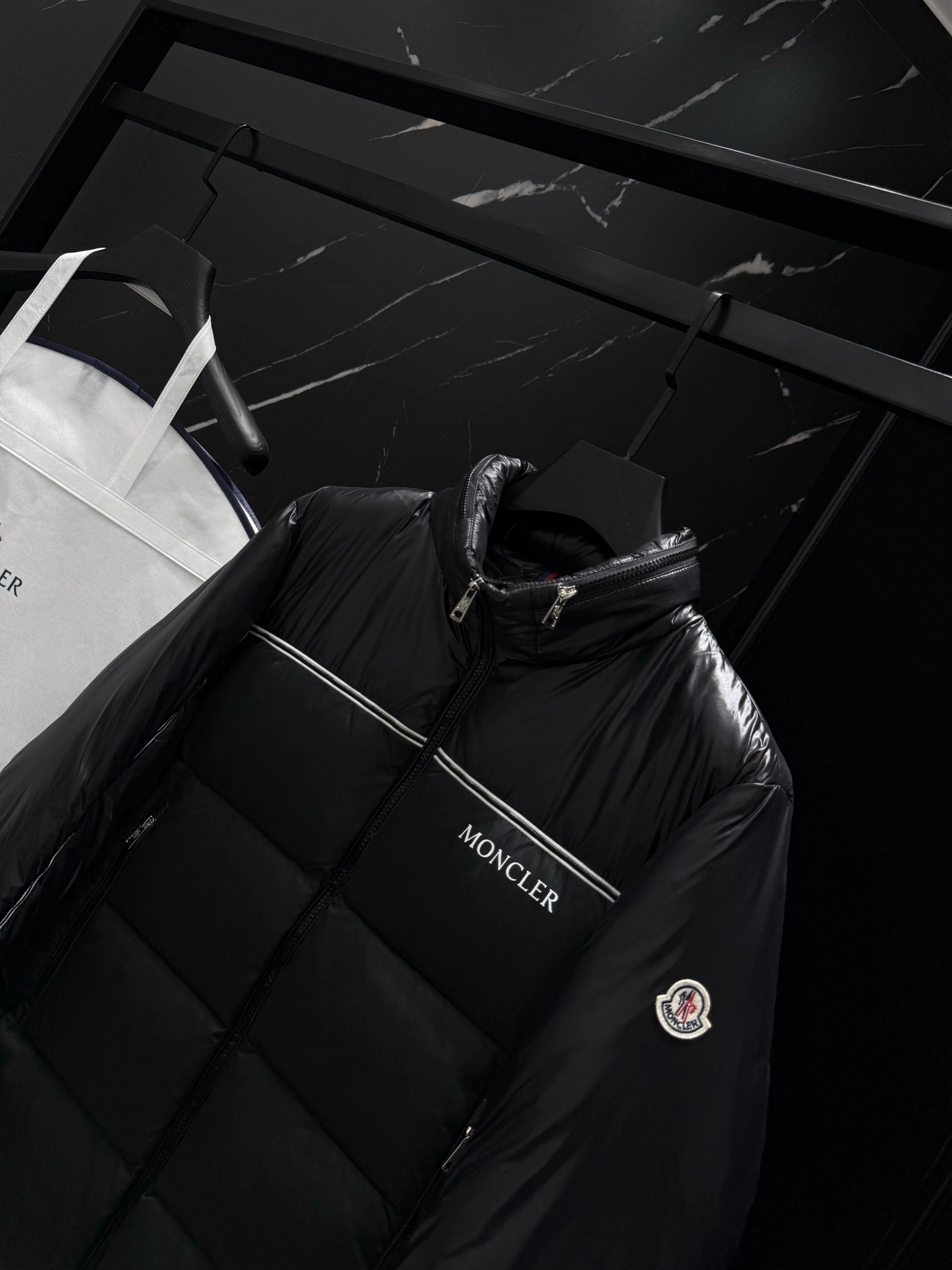 wg.luxury-- 7o9385r Down jacket white duck down item: E-F501J1501H